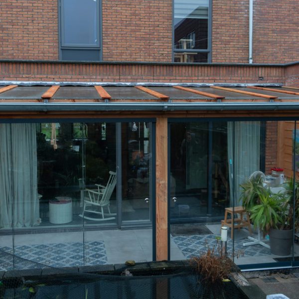 Overkapping met glas