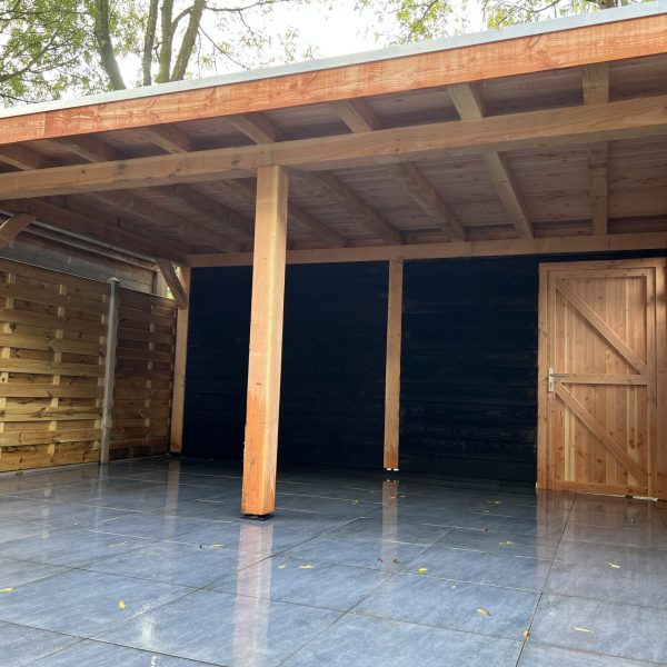 Overkapping op maat in de tuin