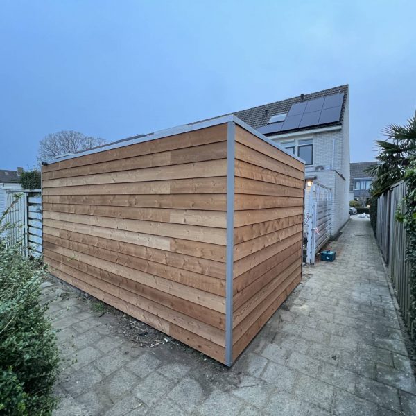 Schuur op maat afgewerkt