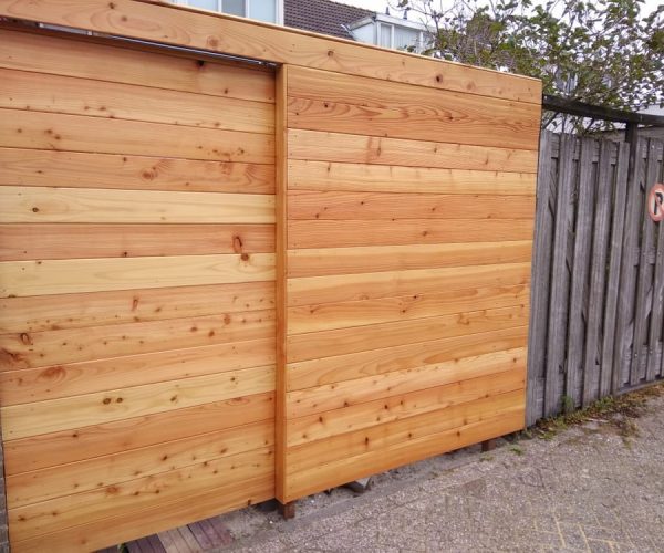 Fence,Of,Douglas,Wood,With,Sliding,Door,Of,Pine,Wooden